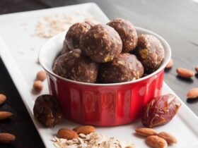 No Bake Date Granola Energy Bites